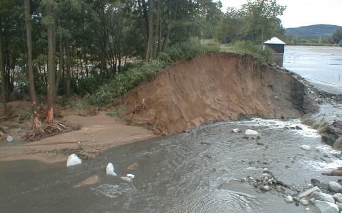 rybnik_metelsky_-_prurva_vpravo_od_pozeraku_14.9.2002.jpg