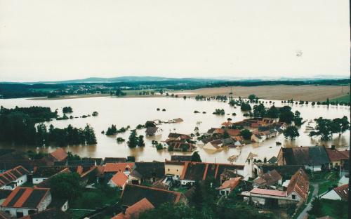 rozvodnena_blanice_v_putimi_2002.jpg